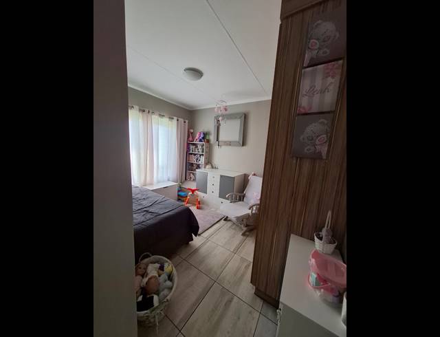 3 BEDROOM HOUSE FOR SALE IN SUNAIR PARK